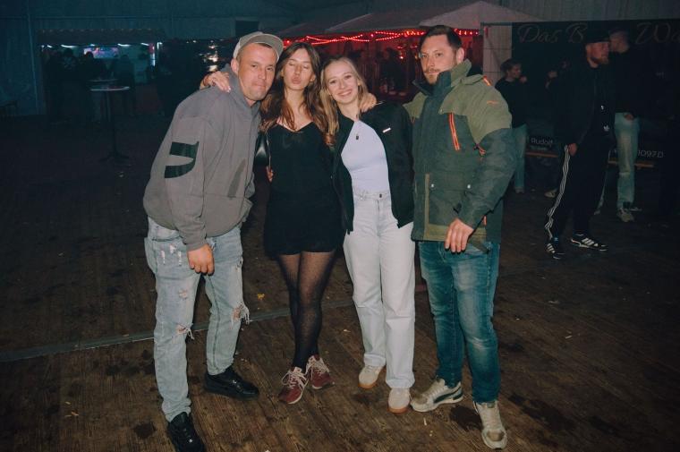 Tanzalarm Gruppe 023