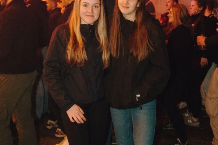 Tanzalarm Gruppe 025