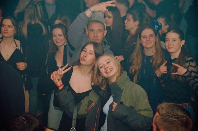 Tanzalarm Gruppe 019