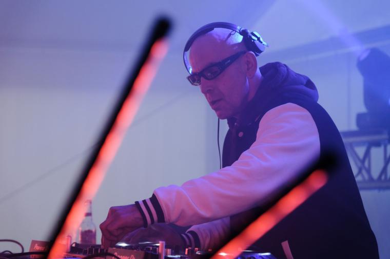 Tanzalarm 046