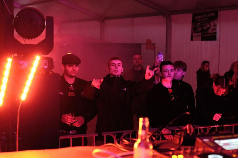 Tanzalarm 083