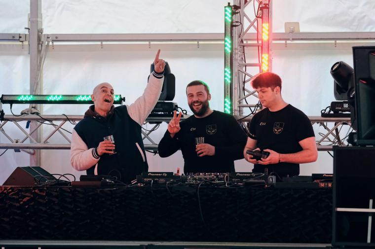 Tanzalarm 018